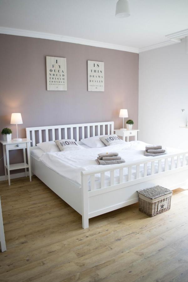 Apartamento Nordic Im Deichhaus Husum  Exterior foto